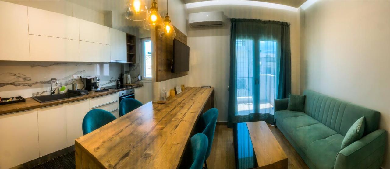 Apartment S & D *